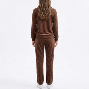 Conjunto de Dos Piezas Personalizado con Logotipo para Mujer, Sudadera Cómoda Informal y Pantalones Relajados - Product Image 2