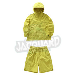 Ensemble court deux pièces pour homme, prix abordable, matière de qualité, style streetwear, veste coupe-vent réfléchissante 3M, ensemble d'été - Product Image 4