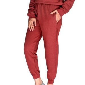 Survêtements pour femmes, survêtement personnalisé, vêtements d'entraînement de course à pied, vêtements décontractés d'hiver, survêtement de jogging personnalisé OEM pour femmes, vente en gros - Product Image 3