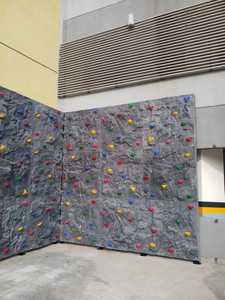 Mur d'escalade modulaire unique en fibre de verre 4x4 pour intérieur/extérieur, durable, pour parcs d'aventure, enfants, adultes, éducatif, garderies et usage domestique - Product Image 2