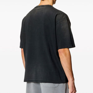 Camiseta Extra Grande para Hombre con Logotipo Personalizado, Estampado Gráfico Urbano, Fabricante de Ropa de Marca Privada OEM - Product Image 5