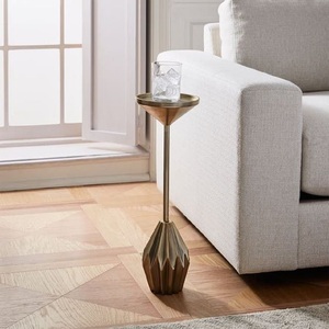 Mesa de Cóctel Ovalada de Aluminio de Alta Calidad, Mueble Premium con Detalles Metálicos, Mesa Auxiliar para Hogar, Hotel, Vino y Bebidas, Latón - Product Image 4