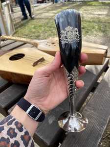 Taza de Viaje Vikinga de Cuerno Negro de Búfalo de Calidad de Exportación, Taza de Cuerno Natural de Gran Capacidad a Prueba de Fugas con Agarre Manual - Product Image 2