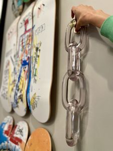 Minimalist Resin Link Chain <b>Decorative</b> Display Sculpture Luxury Resin Link Chain Home Accent <b>Decoration</b> - Product Image 1