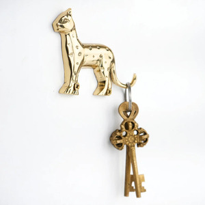 Wholesale Handmade Golden Leopard <b>Wall</b> Hook Design Vintage Metal Animal Decorative Hook For Keys And Small Item - Product Image 1