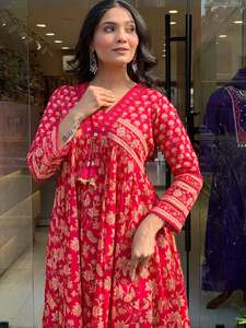 Women's Red Cotton A-Line Traditional Ankle-Length <b>Kurti</b> with Pant & Dupatta Floral Print Loose Fit India Pakistan Style Diwali - Product Image 2