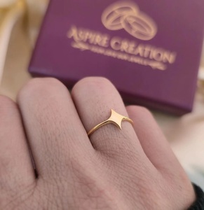 Anillo Minimalista Moderno de Plata de Ley 925 Chapado en Oro de 14k con Forma de Estrella, Joyería de Moda para Regalo del Día de San Valentín - Product Image 3