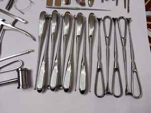 Kit Quirúrgico Ortopédico de Acero de Grado Alemán de 78 Piezas, Manual Incluido, con Instrumentos Básicos para Craneotomía y Laminectomía de Dentavex - Product Image 2