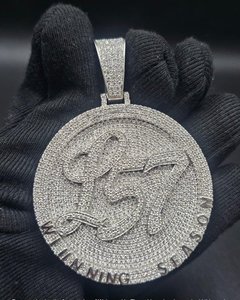 Colgante de Moissanita Iced Out Personalizado, Chapado en Rodio, Joyería de Lujo Unisex, Regalo de Moda - Product Image 1