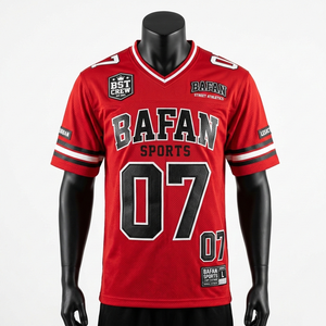 Maillot de football personnalisé pour homme, 180 GSM, micro-mesh respirant en polyester, rouge, noir, blanc, panneaux contrastés sur les manches, maillot de football pour homme - Product Image 1