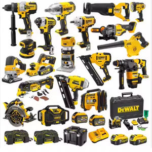 VENTE EN GROS DE PRODUITS NEUFS ET ORIGINAUX - ACHETEZ 2, OBTENEZ 1 GRATUIT - Kit d'outils électriques DeWALT DEWKIT30A - 4 batteries lithium-ion 18V x 5Ah - 15 pièces - Product Image 4