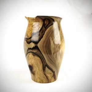Vase décoratif en bois abordable pour les centres de table, la décoration de chambre et la conception d'intérieur contemporaine - Product Image 2