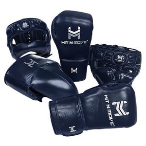 Nuevo Conjunto de Entrenamiento de Kick Boxing Profesional con Cierre de Cordones Negro y Dorado, Logotipo Personalizado y Guantes de Cuero Vacuno Genuino - Product Image 2