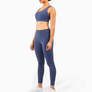 Ensemble de yoga 2 pièces pour femme de haute qualité OEM : Leggings de fitness et soutien-gorge de sport sans bretelles, idéal pour l'entraînement - Product Image 5
