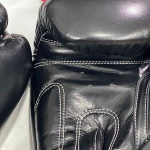 Gants de boxe Fairtex, dernier design personnalisé, jaunes, ONE, OEM, professionnels, pour l'entraînement de Muay Thai et les arts martiaux, en cuir. - Product Image 6