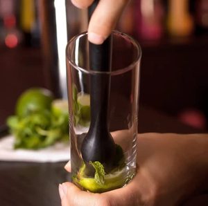 Bash - Bâtonnet à cocktails réutilisable en plastique pour fruits, épices, herbes et sucre - Accessoires de bar à domicile - Outils de barman - Product Image 2