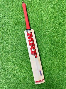 MRF GENIUS LEGACY ENGLISH WILLOW SHORT HANDEL CRICKET BAT - Product Image 3
