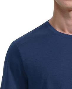 Polo en coton bleu marine de qualité supérieure, design OEM, pour homme, personnalisable, en tricot, respirant, en vente. Chemises en laine tricotées sur mesure pour homme. - Product Image 2