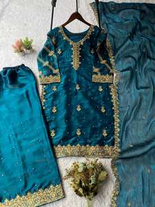 Ensemble haut de gamme ZIMMY CHOO avec dupatta, broderie et perles - Product Image 5