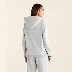 Sweat à capuche en molleton gris chiné coton-polyester avec logo personnalisé, fabricant OEM ODM, fournisseur, usine, vente en gros, unisexe - Product Image 3