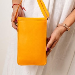 Bolso cruzado pequeño de piel de vaca de Diseño exótico de lujo para mujer, bolsillo tallado para teléfono móvil, pelo occidental, estilo oculto - Product Image 4