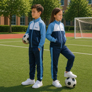 Ensemble d'uniformes scolaires en polyester/coton OEM/ODM pour les élèves du primaire avec logo personnalisé - Vente en gros d'uniformes unisexes pour enfants - Product Image 2