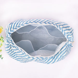 Pochette de maquillage en coton imprimé grand format, écologique et luxueuse, pour organiser les cosmétiques et les accessoires, à des fins promotionnelles et de cadeaux - Product Image 5