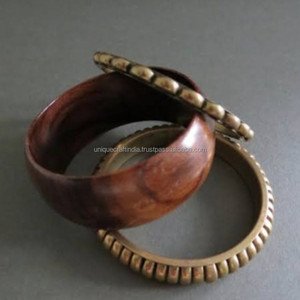 Brazaletes de Madera Natural con Detalles de Cuentas de Latón, Brazaletes Fusionados Hechos a Mano, Proveedor Mayorista de Joyería de Moda para Mujer, Accesorios de Exportación - Product Image 6