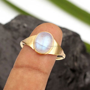 Belle bague en pierre de lune arc-en-ciel 8x10mm forme ovale en argent sterling 925 plaqué or 18 carats bagues de fiançailles de mariage en vermeil éternité - Product Image 5