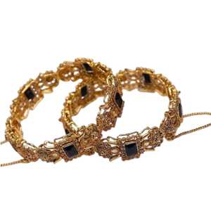 Wholesale Women's <b>Bangles</b> Fashion Jewelry <b>Sets</b> Gold Plated Designer Artificial Bracelets Fashion Accessories Collection - Product Image 1