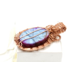 Colgante de Labradorita Natural AAA+++ con Envoltura de Alambre de Cobre, Joyería de Piedras Preciosas Hecha a Mano, Colgante de Cristal Curativo de Tamaño Libre - Product Image 3