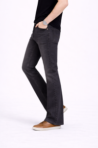 Jean en denim coupe droite pour homme Charcoal Fade Premium Comfort – Un essentiel moderne pour tous les jours, confectionné en tissu de coton de qualité - Product Image 2