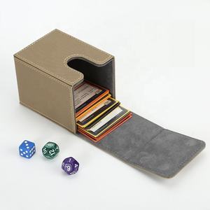 Pochette à cartes de poker multifonction en cuir véritable écologique personnalisée, étui à cartes classique avec logo personnalisé pour jeu en intérieur - Product Image 3