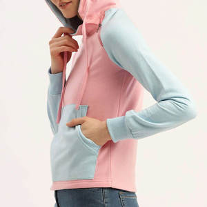 Sweat à capuche en polaire pour femme, rose et bleu, imprimé personnalisé sur le devant, 100% polyester, coupe décontractée, à capuche - Product Image 5