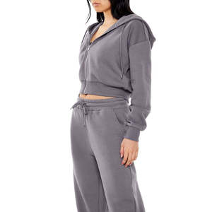 Hoodies courts surdimensionnés personnalisés pour femmes à prix réduit – Vente en gros de hoodies courts zippés pour femmes – Hoodie court d'hiver pour femmes - Product Image 3
