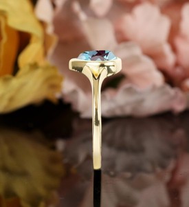 Bague de fiançailles en or 14 carats et argent sterling 925 avec alexandrite taille poire, pierre précieuse à changement de couleur, bijou vintage pour mariage, fête ou cadeau - Product Image 2