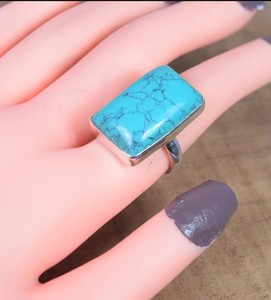 Atractivo Anillo Unisex de Plata de Ley 925 con Turquesa Sintética Tibetana en Forma Rectangular de 13x18mm - Product Image 5