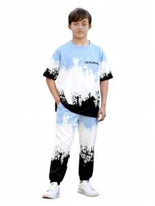 Conjunto Deportivo Hip Hop para Niños, Camiseta de Manga Corta con Cuello Redondo y Pantalones Jogger, Estampado Sublimado Degradado, Atuendo de Verano - Product Image 1