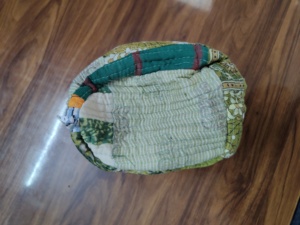 Corn husk clutch pouch Durable makeup pouch wholesale Soft portable puffer bag Lightweight cosmetic casecaseble Wholesale - Product Image 5