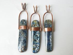 Bleu Kyanite Classique Lunette Réglage Cabochon Lisse Fait Main Cuivre Unisexe Pendentif - Product Image 3