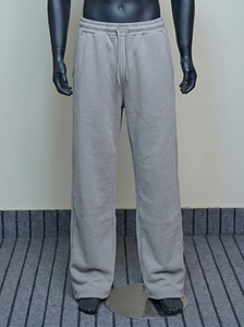 Custom OEM Heavyweight Grey Loose Fit Sweatpants Men Casual Wide Leg Joggers Fleece Blank Drawstring <b>Track</b> Pants Soft <b>Trousers</b> - Product Image 5