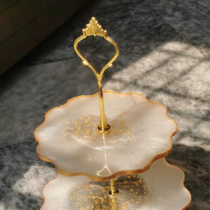 ขาตั้งเค้กเรซิ่นดีไซน์เนอร์พร้อมผิวลายหินอ่อนสุดพิเศษ - Product Image 1