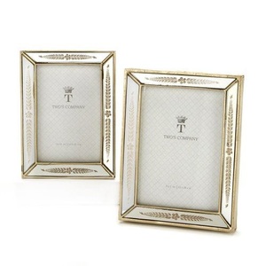 Cadre photo miroir doré de style vintage de luxe avec verre gravé floral antique élégant pour une décoration élégante de la maison et du bureau - Product Image 3