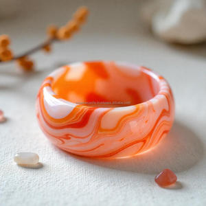 กำไลข้อมือเรซินรูปพระอาทิตย์ขึ้นเมโลดี้ของผู้หญิงสีอ่อนและรูปแบบการหมุนได้งานศิลปะ3D ที่สง่างามสำหรับเครื่องประดับประจำวัน - Product Image 6