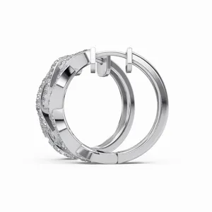 Aros de Diamantes The Twist of Forever Radiance en Corte Redondo, Pendientes de Diamantes en Oro Blanco de 18K con Certificación IGI y Claridad VVS - Product Image 3