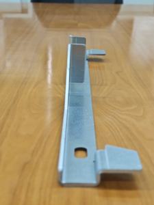 Support de rail industriel en acier au carbone robuste, pièce de quincaillerie de montage pour estampage, poinçonnage et pliage - Product Image 4