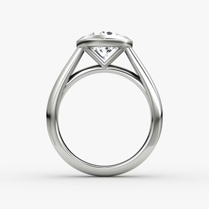 Bague solitaire en diamant de laboratoire, taille brillant ronde, sertie clos - Product Image 5