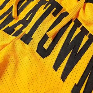 Shorts en mesh personnalisés de haute qualité sublimés, parfaits pour l'été, respirants, séchage rapide, antibactériens, décorés - Product Image 4