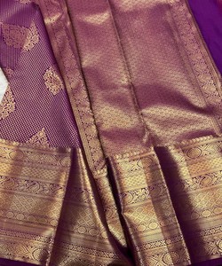 Sari de Seda Morado con Borde Dorado Zari, Traje Tradicional Indio para Bodas, para Mujer - Product Image 5