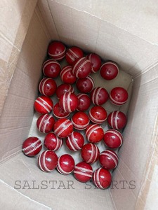 Pelota de Cricket de Cuero de Colores Fluorescentes Duraderos al por Mayor, 156 g, Pelotas de Liga de Club, Logotipo Personalizado, Promocional, Directo de Fábrica - Product Image 4